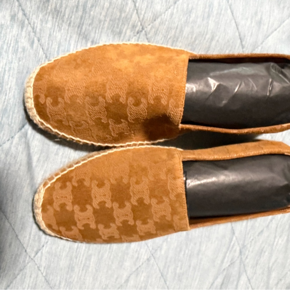 Celine Men's Tan Loafers - Picture 5 of 7